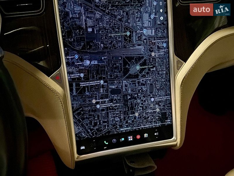 Ліфтбек Tesla Model S 2013 в Одесі