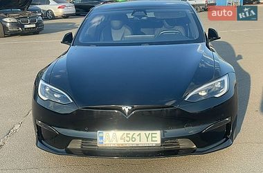 Лифтбек Tesla Model S 2022 в Киеве