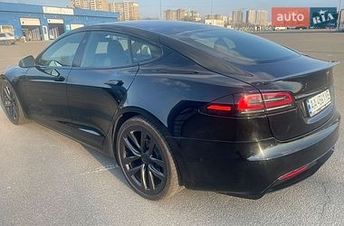 Лифтбек Tesla Model S 2022 в Киеве