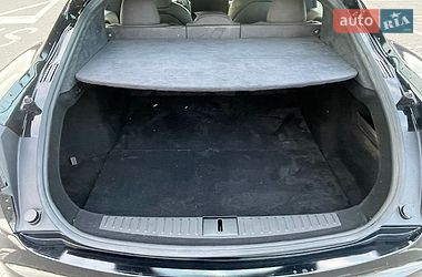 Лифтбек Tesla Model S 2022 в Киеве