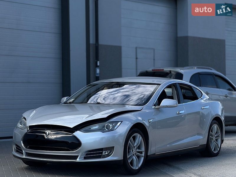 Tesla Model S 2014 Tesla Model S 2014