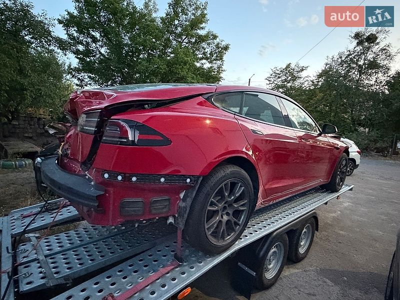 Ліфтбек Tesla Model S 2023 в Рівному