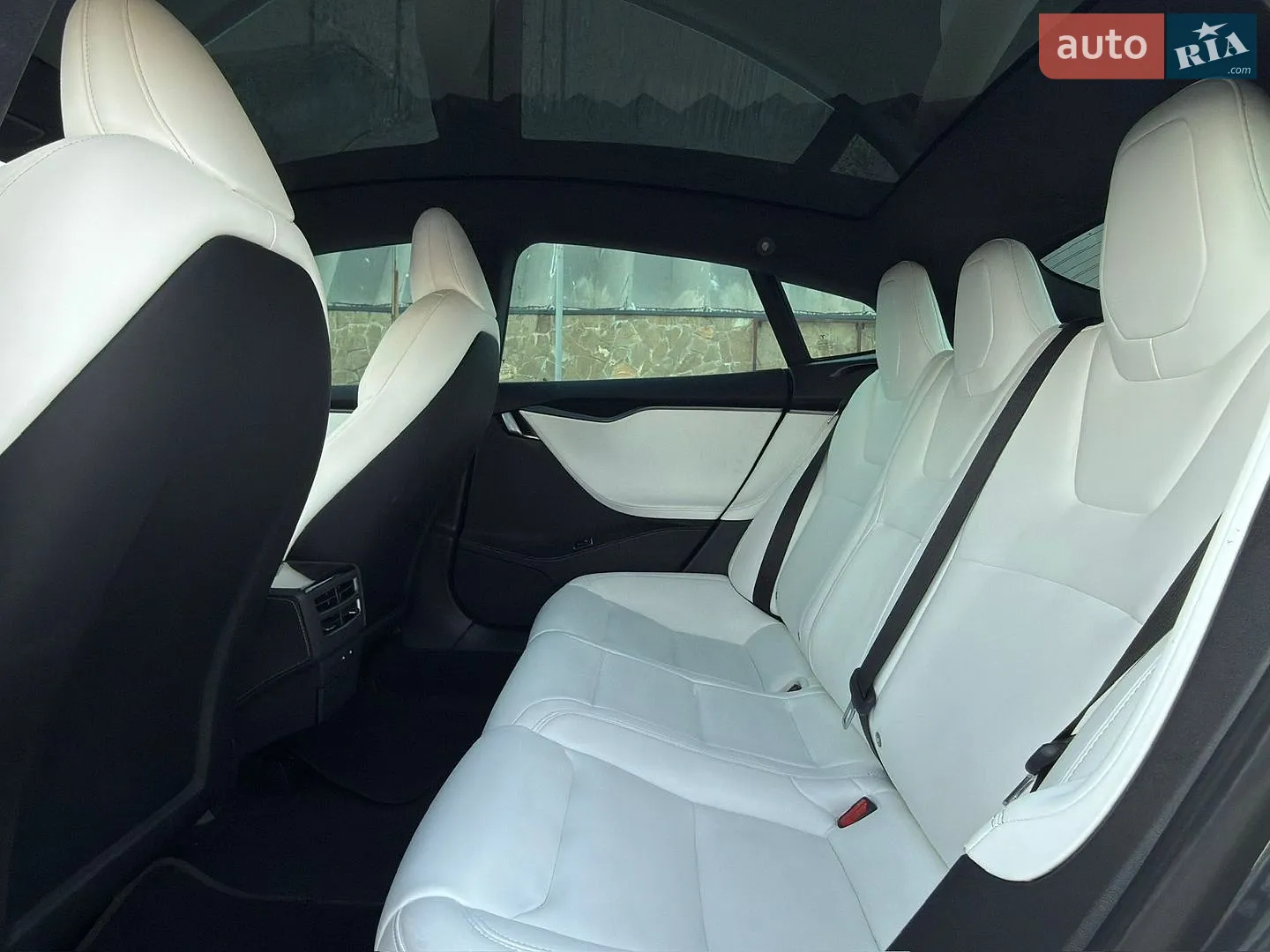 2020 Tesla Model S - мініатюра 20