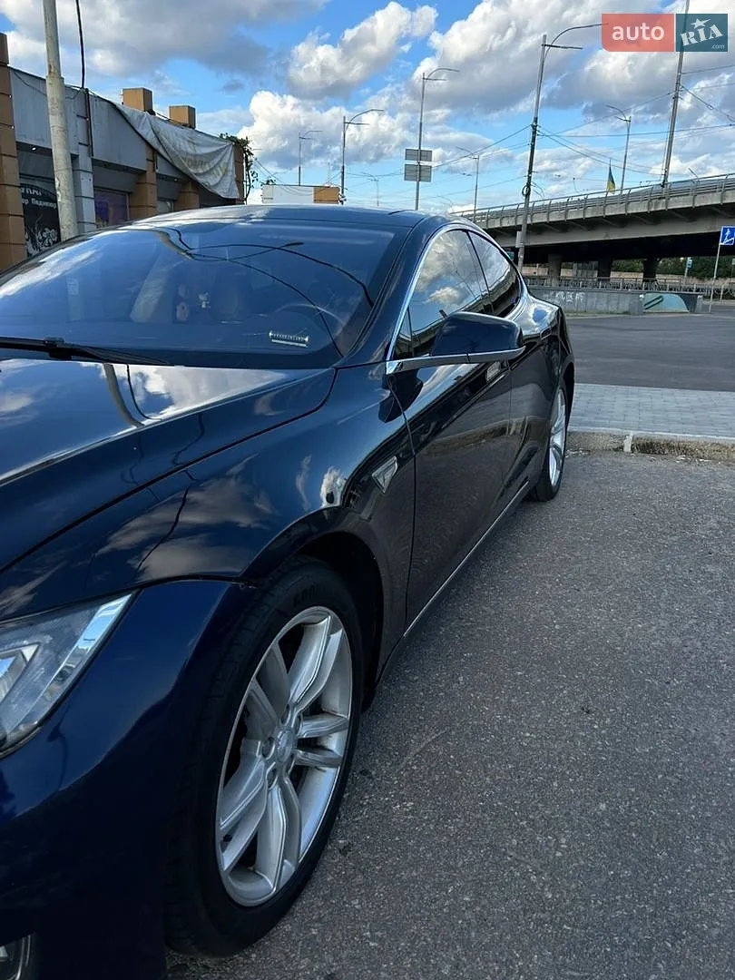 2014 Tesla Model S - мініатюра 6