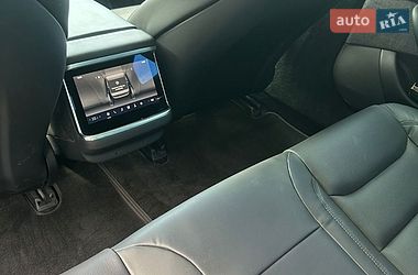 Ліфтбек Tesla Model S 2022 в Тернополі