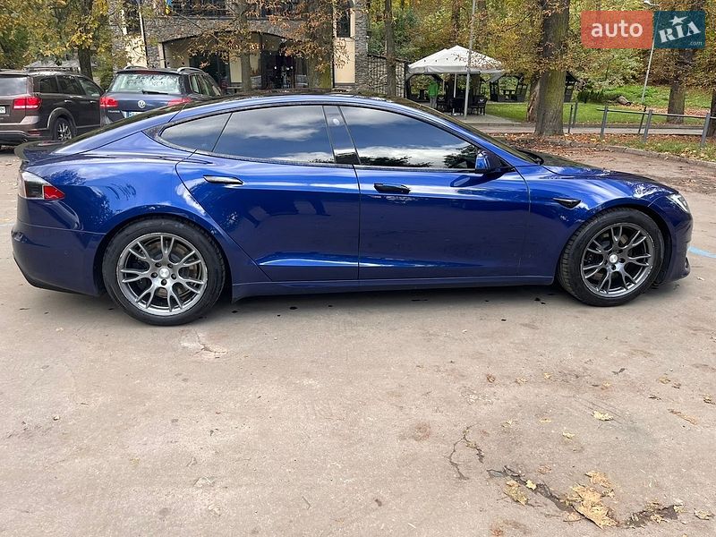 Ліфтбек Tesla Model S 2022 в Львові