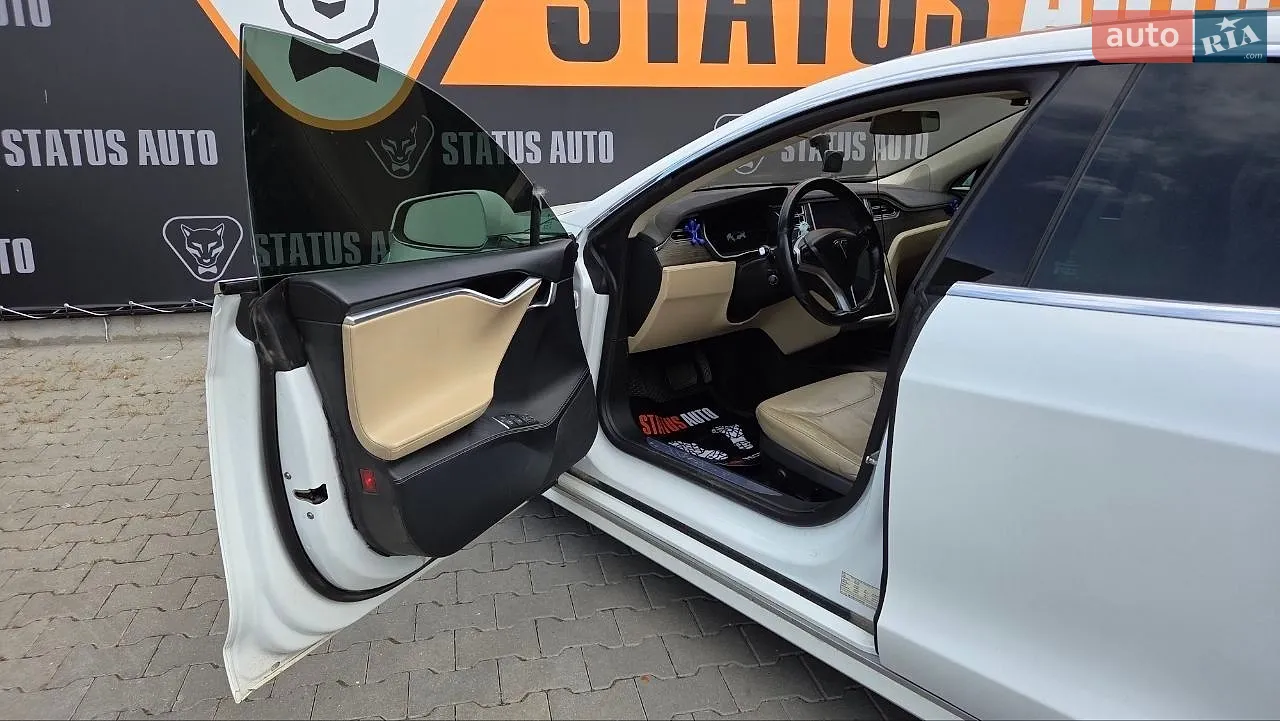 2016 Tesla Model S - мініатюра 9