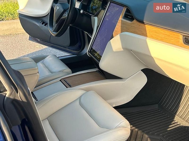Лифтбек Tesla Model S 2019 в Харькове фото 6 Лифтбек Tesla Model S 2019 в Харькове