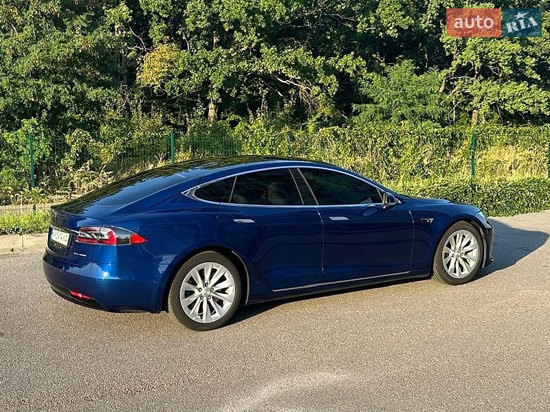 Лифтбек Tesla Model S 2019 в Харькове фото 3 Лифтбек Tesla Model S 2019 в Харькове