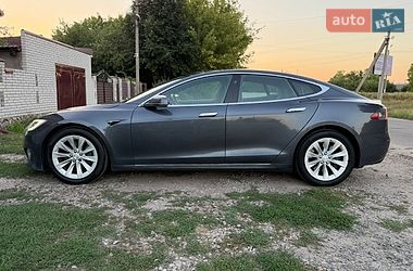 Ліфтбек Tesla Model S 2019 в Кобеляках