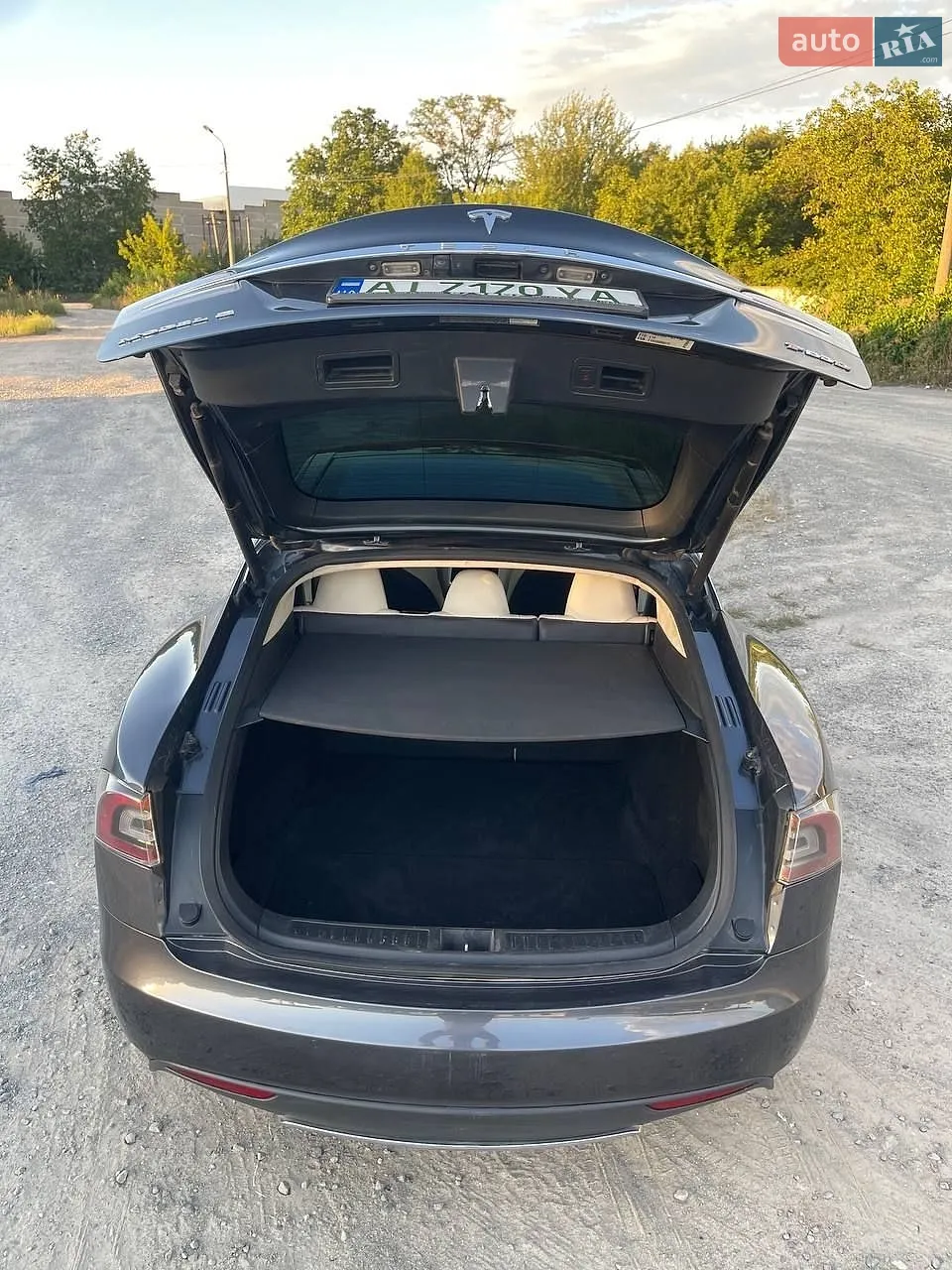 2015 Tesla Model S - мініатюра 24