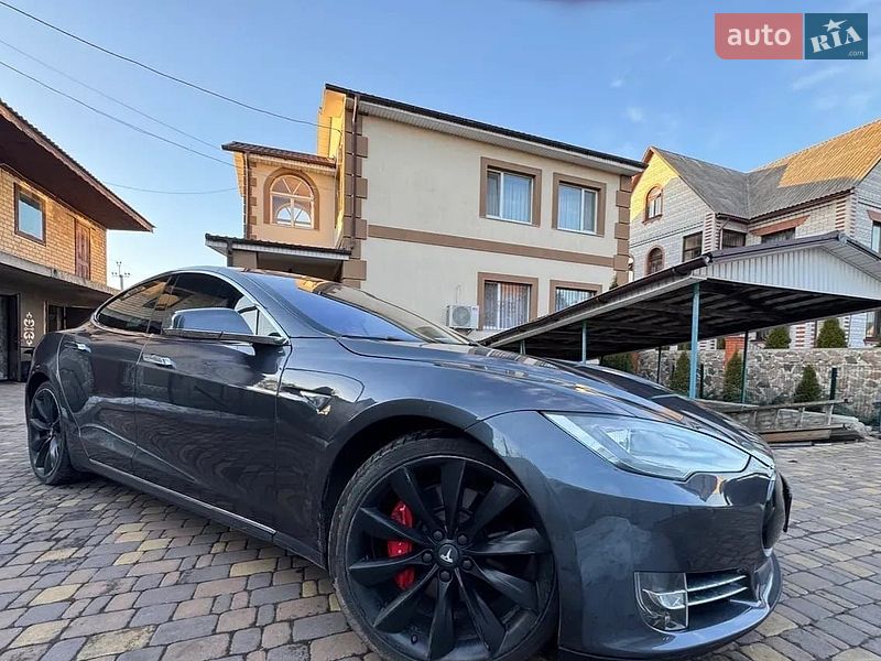 Tesla Model S 2014 Tesla Model S 2014
