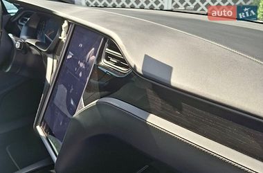 Лифтбек Tesla Model S 2020 в Ровно