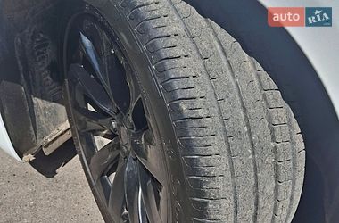 Лифтбек Tesla Model S 2020 в Ровно