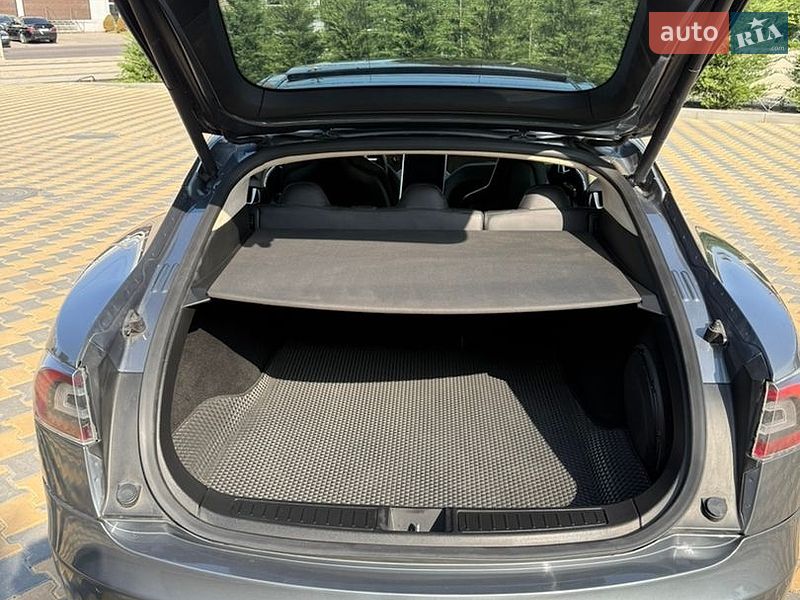 Лифтбек Tesla Model S 2014 в Одессе фото 9 Лифтбек Tesla Model S 2014 в Одессе