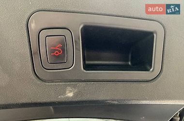 Ліфтбек Tesla Model S 2016 в Рівному