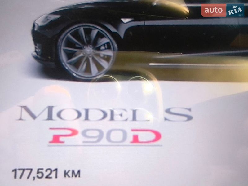 Ліфтбек Tesla Model S 2016 в Івано-Франківську