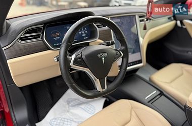 Ліфтбек Tesla Model S 2016 в Івано-Франківську