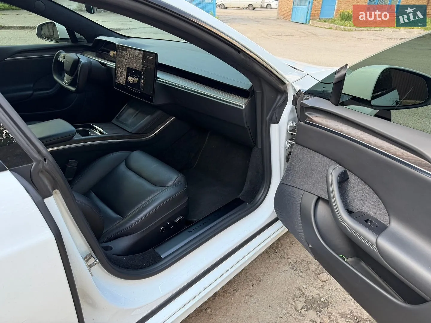 2021 Tesla Model S - мініатюра 17