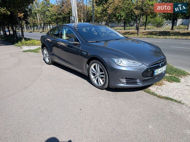 Tesla Model S 2014 Tesla Model S 2014