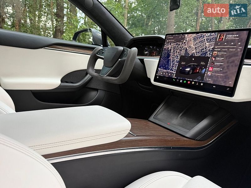 Ліфтбек Tesla Model S 2021 в Львові фото 19 Ліфтбек Tesla Model S 2021 в Львові