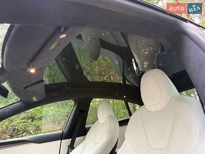 Ліфтбек Tesla Model S 2021 в Львові фото 24 Ліфтбек Tesla Model S 2021 в Львові