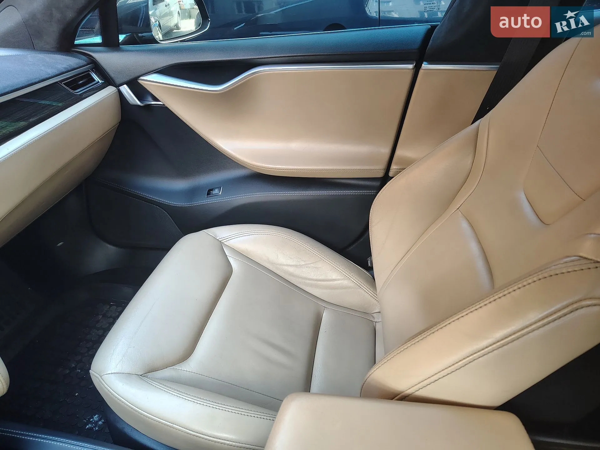 2015 Tesla Model S - мініатюра 7
