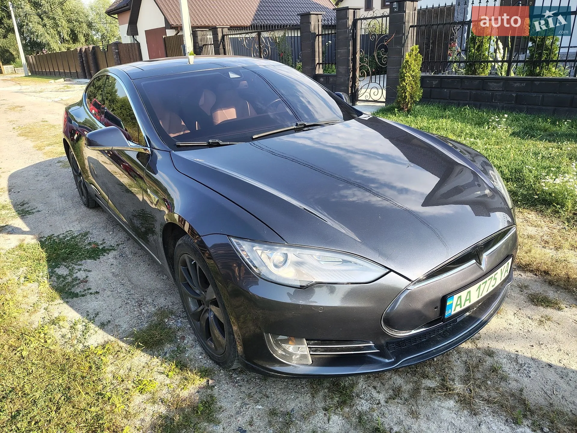 2015 Tesla Model S - фото 1