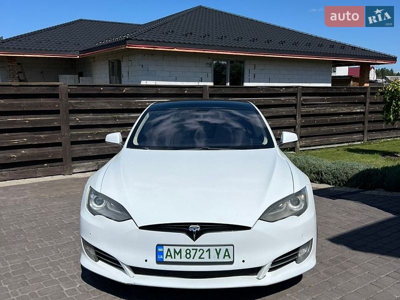 Tesla Model S 2014 Tesla Model S 2014