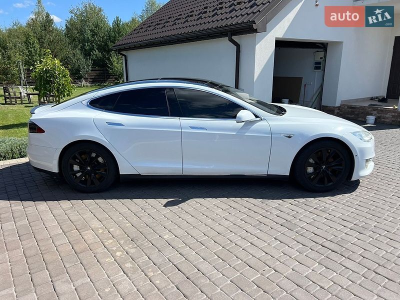 Ліфтбек Tesla Model S 2014 в Житомирі фото 5 Ліфтбек Tesla Model S 2014 в Житомирі