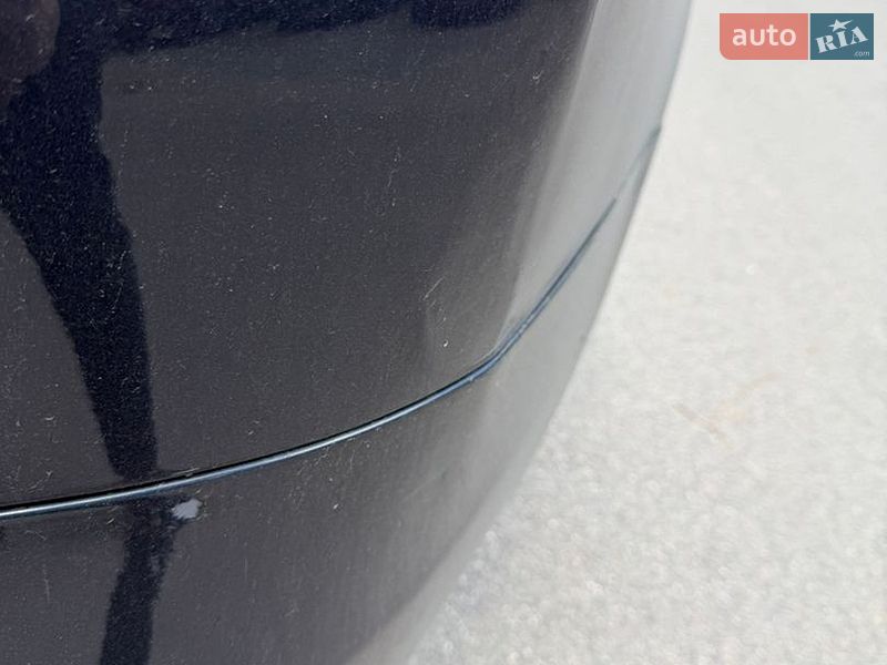Лифтбек Tesla Model S 2015 в Киеве