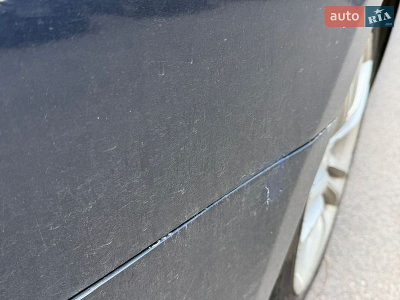Лифтбек Tesla Model S 2015 в Киеве