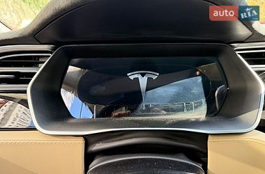 Лифтбек Tesla Model S 2015 в Киеве