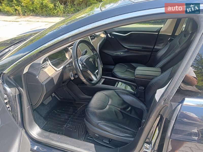 Ліфтбек Tesla Model S 2013 в Шепетівці фото 19 Ліфтбек Tesla Model S 2013 в Шепетівці