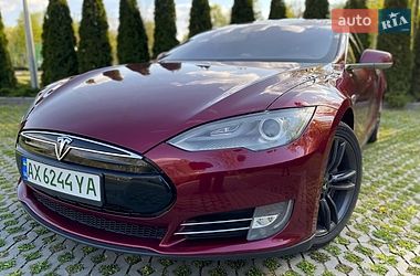 Ліфтбек Tesla Model S 2012 в Харкові
