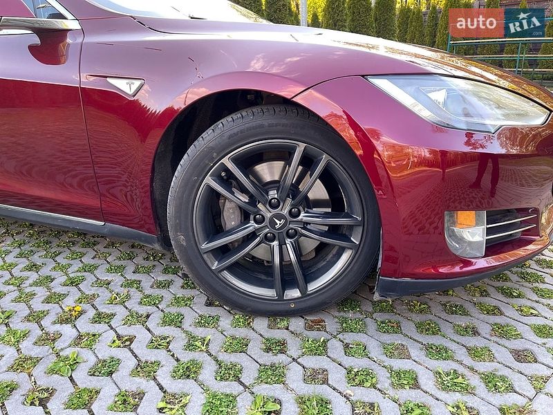 Ліфтбек Tesla Model S 2012 в Харкові