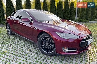 Ліфтбек Tesla Model S 2012 в Харкові