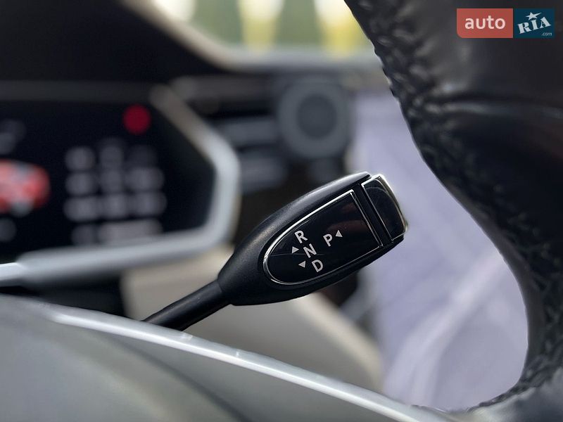 Ліфтбек Tesla Model S 2012 в Харкові