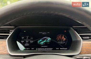 Лифтбек Tesla Model S 2018 в Львове