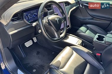 Лифтбек Tesla Model S 2020 в Радехове