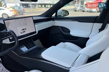 Ліфтбек Tesla Model S 2021 в Одесі фото 24 Ліфтбек Tesla Model S 2021 в Одесі