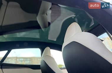 Ліфтбек Tesla Model S 2021 в Одесі фото 28 Ліфтбек Tesla Model S 2021 в Одесі