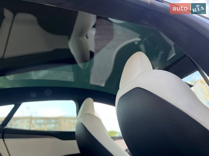 Ліфтбек Tesla Model S 2021 в Одесі фото 28 Ліфтбек Tesla Model S 2021 в Одесі