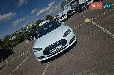 Лифтбек Tesla Model S 2014 в Житомире