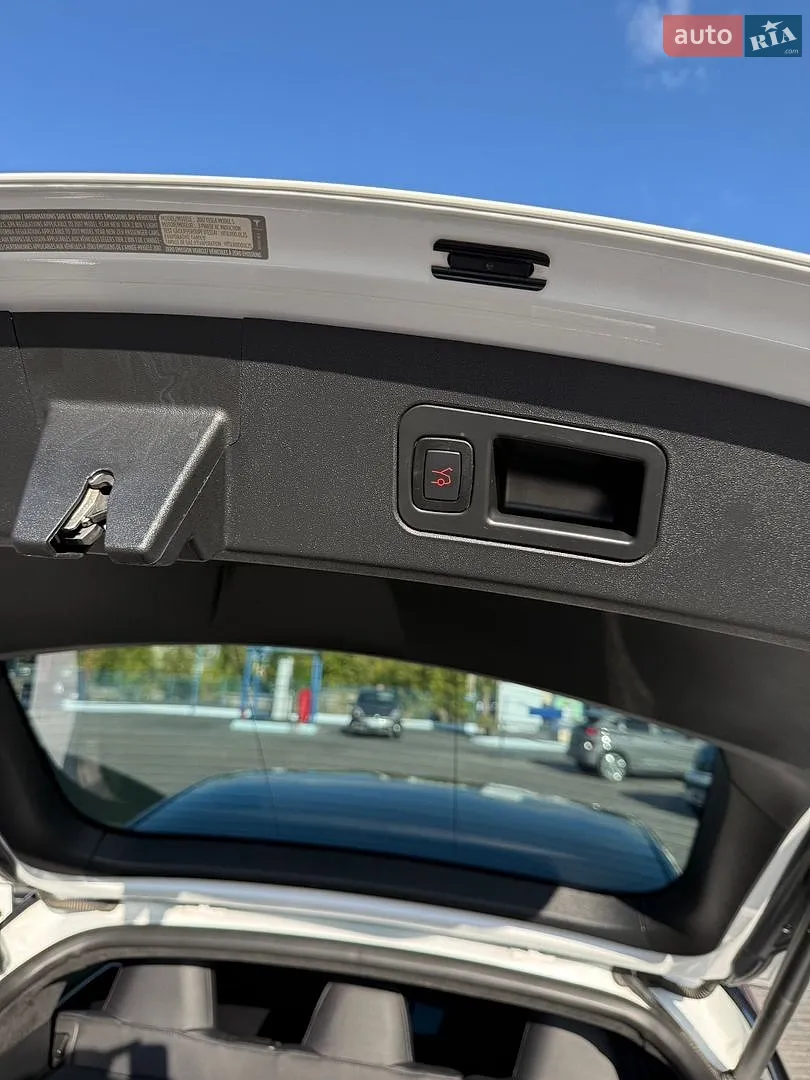 2017 Tesla Model S - мініатюра 19