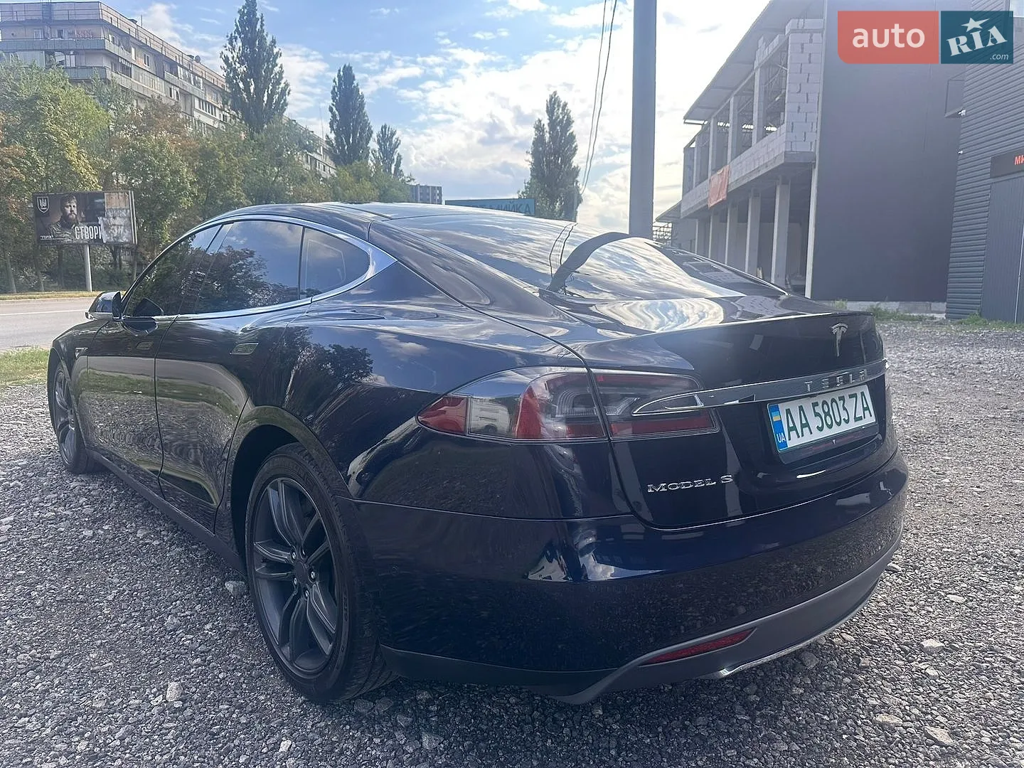 2015 Tesla Model S - мініатюра 4