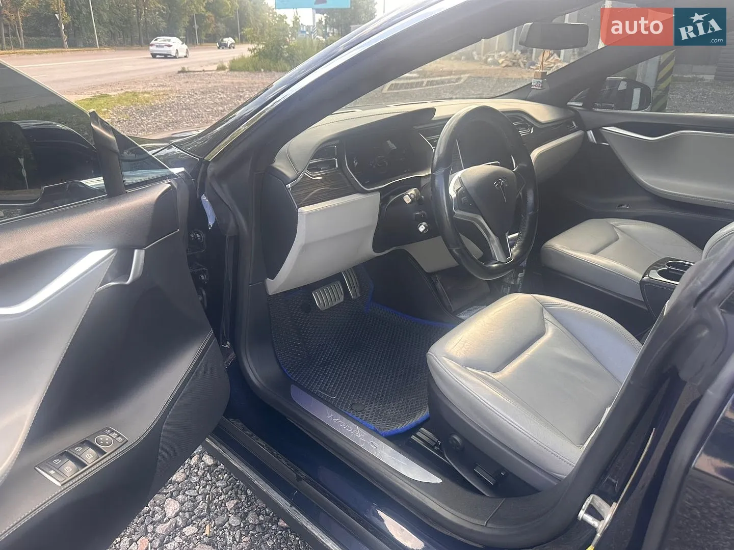 2015 Tesla Model S - мініатюра 7