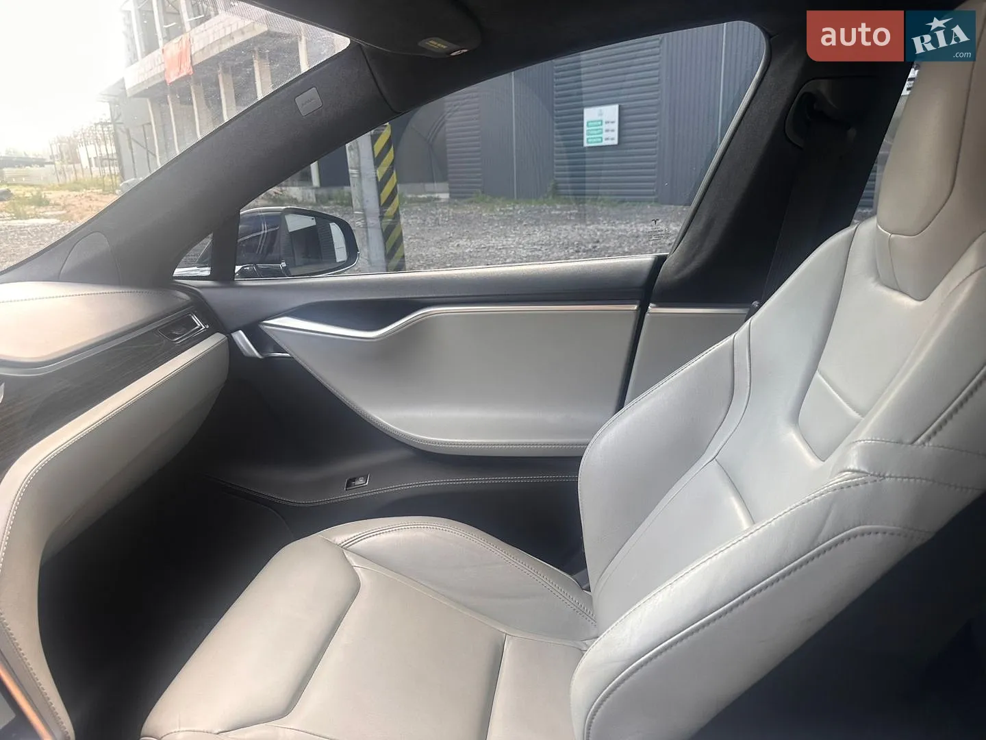 2015 Tesla Model S - мініатюра 10