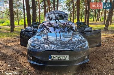 Ліфтбек Tesla Model S 2019 в Сумах