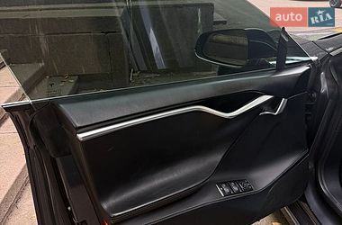 Ліфтбек Tesla Model S 2017 в Києві